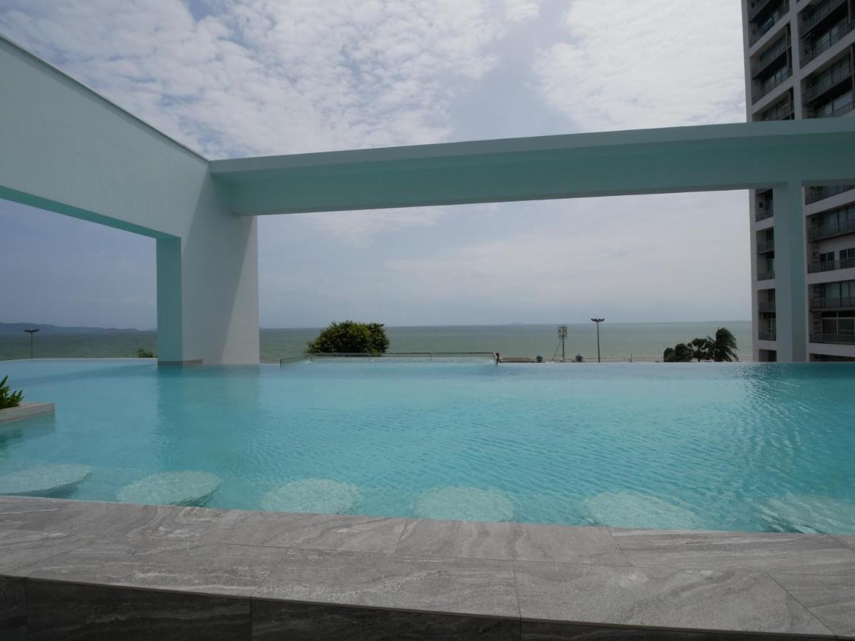 חוף ג'ומטיין Aeras - The Ultimate Beachfront Experience מראה חיצוני תמונה